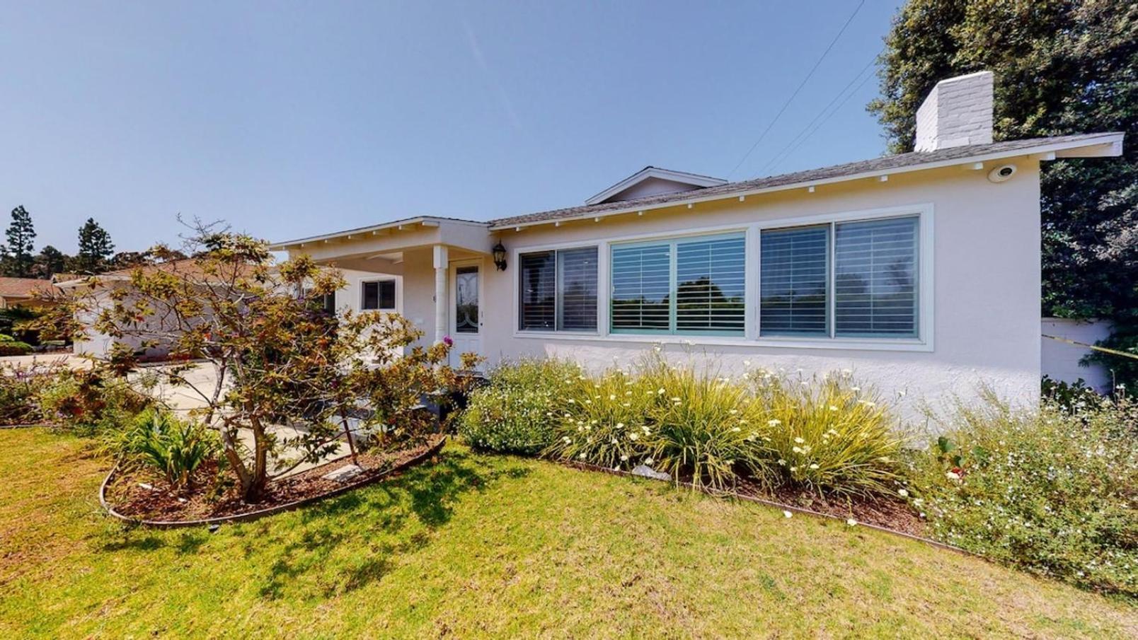 Dazzling Westside 4 Bedroom Home-minutes To The Beach Casa vacanze *
